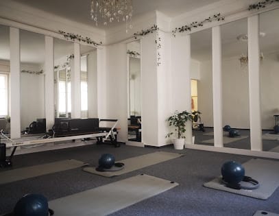 Mindful Pilates Budapest - Personal training, District 13