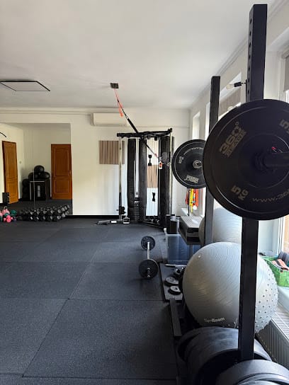 FITNESS17 Funkcionális és Speedfitness Stúdió - Gym, District 17