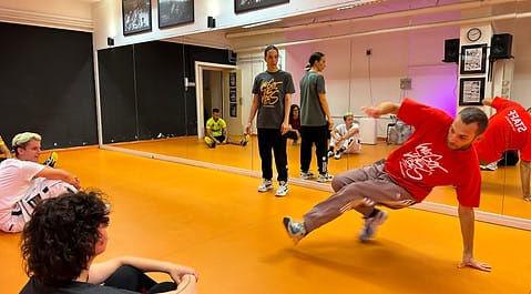 Vibes and Stuff - Street Dance Oktatás - Gym, District 13