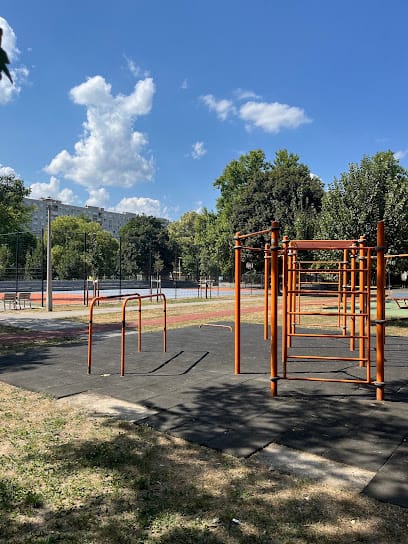 Szentlélek téri focipálya - Football pitch, District 3