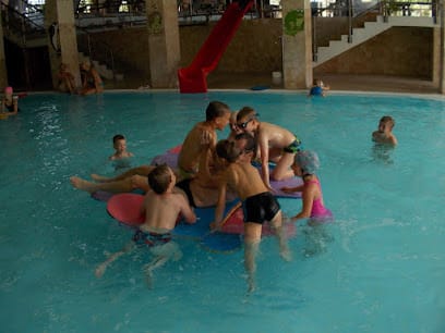 Nagy Sándor - Úszásoktatás - Swimming pool, District 19