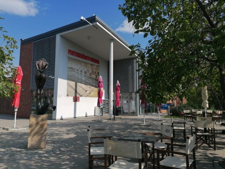 Pesterzsébeti Uszoda - Konditerem, 20. kerület (2)