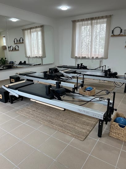 Glow Reformer Pilates - Pilates, 11. kerület