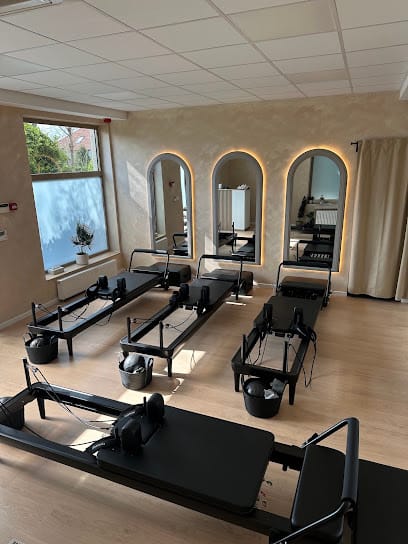 The Pause Pilates Studio - Pilates, District 13