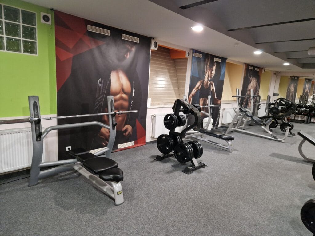 Király Fitness - Gym, District 6 (6)