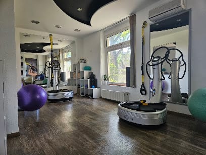 Body Shaper Power Plate & Személyi Edző - Gym, District 13