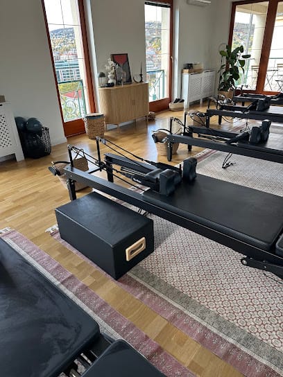 Pilates House - Reformer pilates & barre stúdió - Funkcionális, 1. kerület
