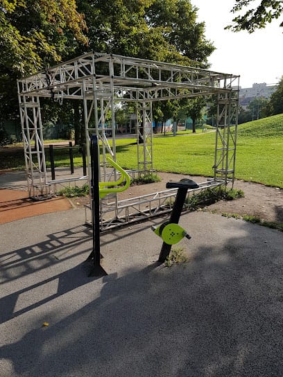 Kültéri Fitnesz Park - Gym, District 11