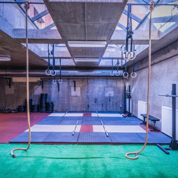 CrossFit B'Bros 2. - Gym, District 9 (2)