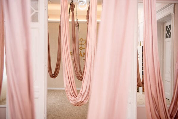 PRÁNA aerial yoga - Jóga, 6. kerület (2)