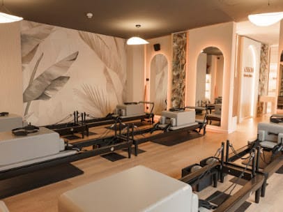 Blossom Reformer Pilates - Személyi edzés, 9. kerület