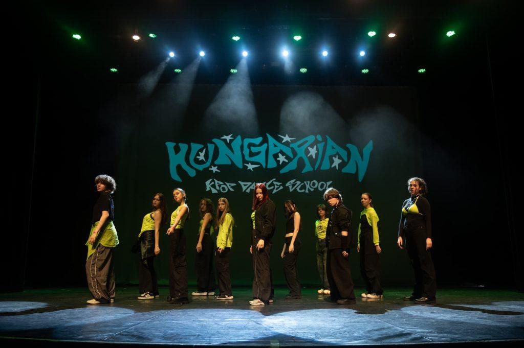 Hungarian K-pop Dance School - Dance, District 13 (4)