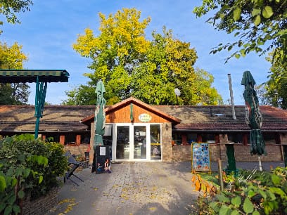 Golden Ace Sport & Tennis Club - Tennis, District 18