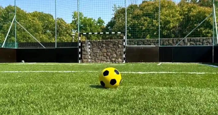 Műfüves focipálya Bérlés - Football pitch, District 20