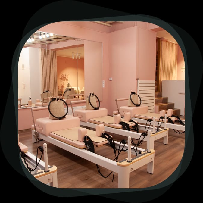 WAVE PILATES STUDIO - Yoga, District 2 (3)