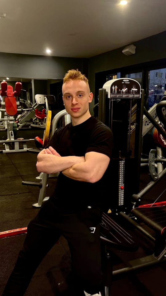 Németh Csaba | Személyi edző - Gym, District 13 (2)