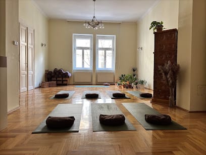 Élj harmóniában - jóga | meditáció | gerincterápia | életmód - Personal training, District 6