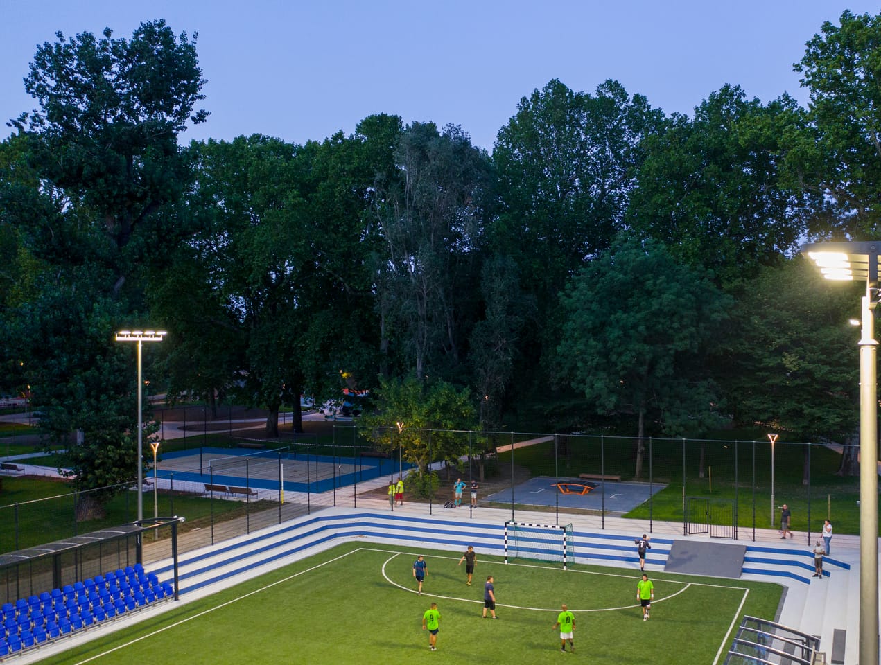 Városligeti MiniAréna - műfüves focipálya - Gym, District 14 (3)