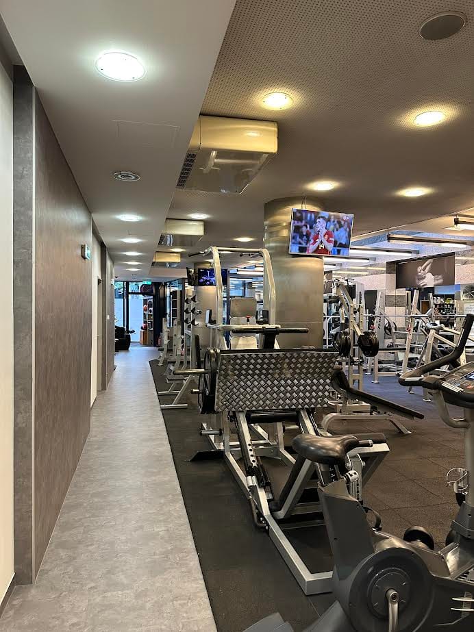 R70 Fitness - Gym, District 7 (4)
