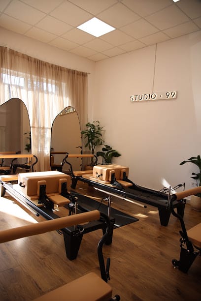 STUDIO 99 Reformer Pilates Csillaghegy - Konditerem, 3. kerület