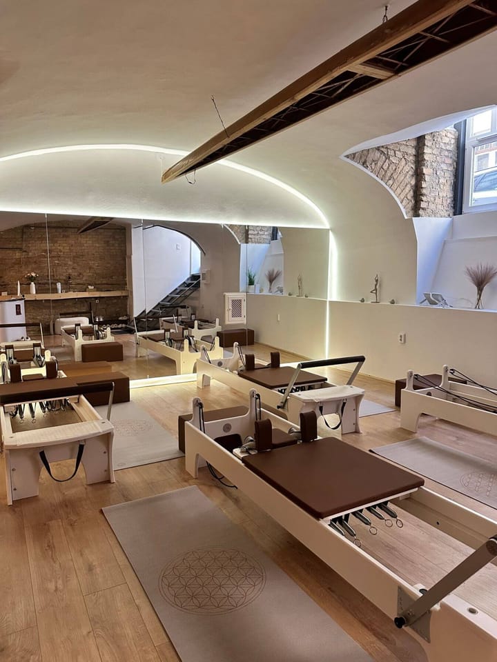 Coccinelle Pilates - Pilates, District 6 (3)