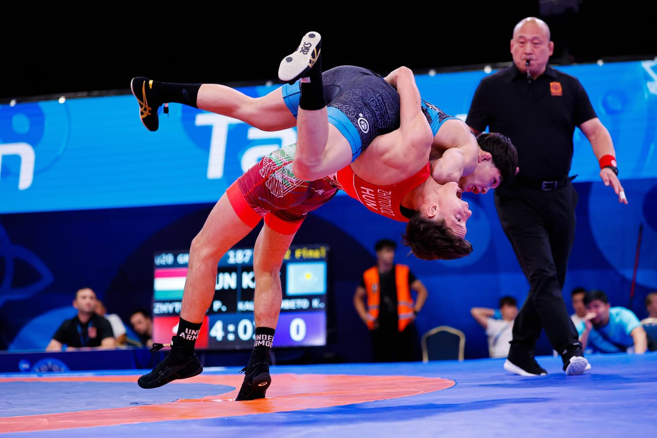 Kruj Iván Sportcsarnok - Gym, District 20