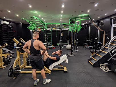 Peak Gym Gold - Gym, District 18