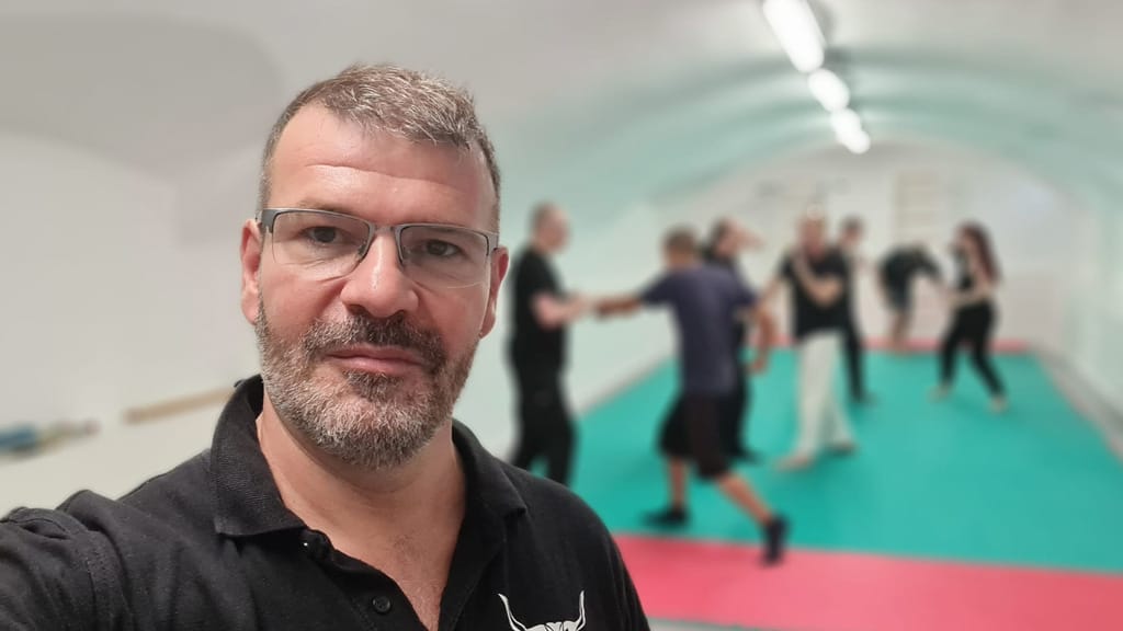 11Mester - Eskrima Kali Arnis Akadémia - GM Németh Péter - Gym, District 13 (4)