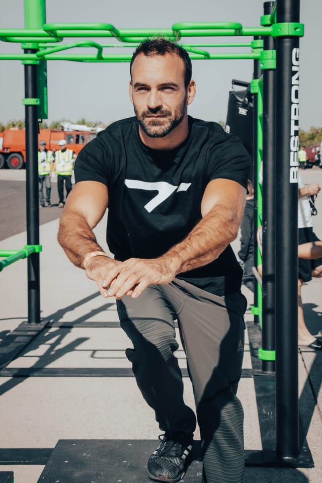 BeStrong Kondipark Open Door Gym (Street Workout) - Gym, District 19 (2)